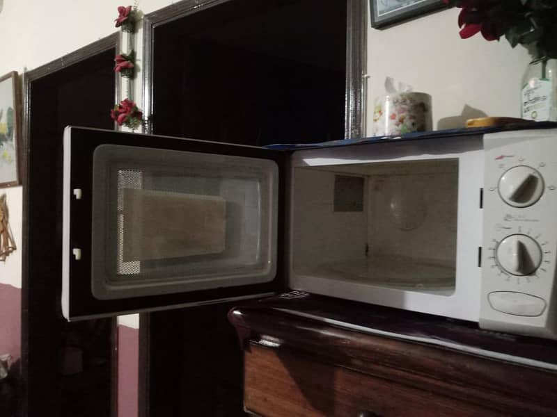 Dawlance microwave 0