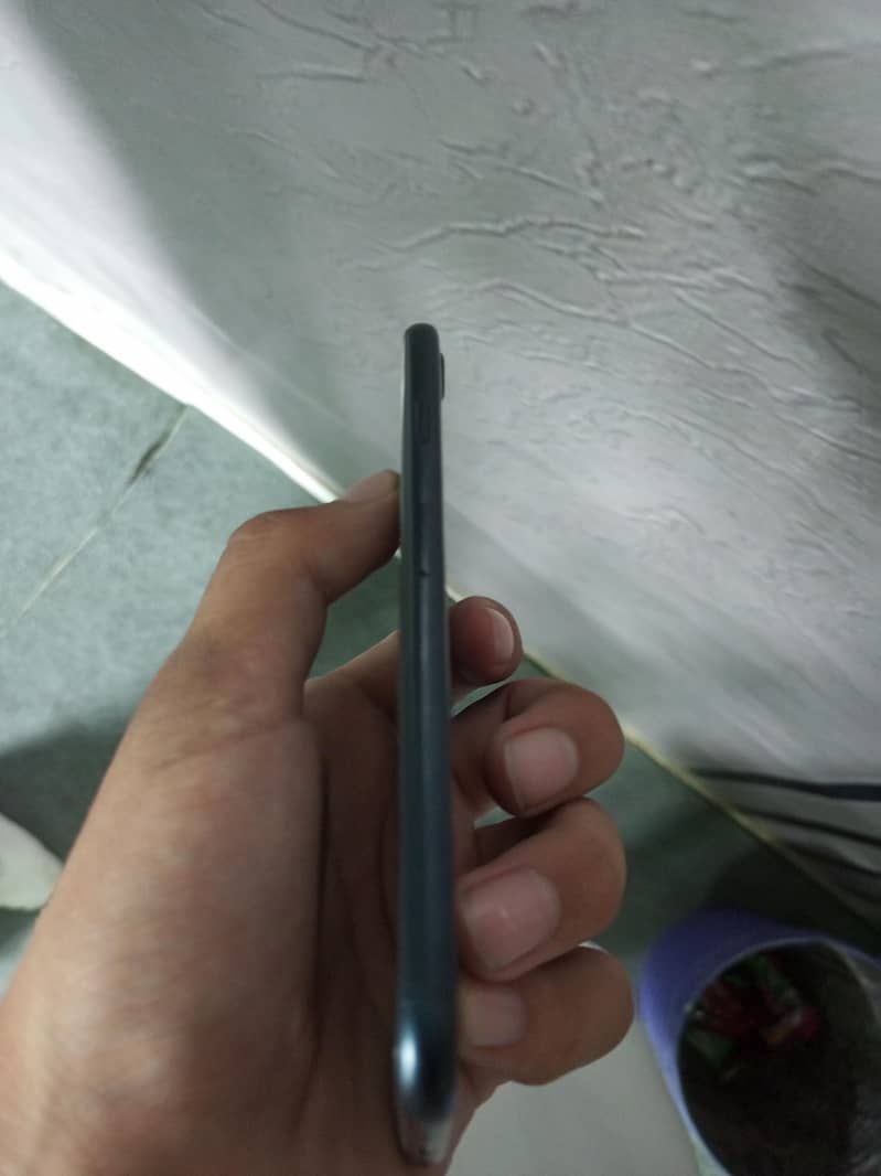 Apple iPhone SE 2