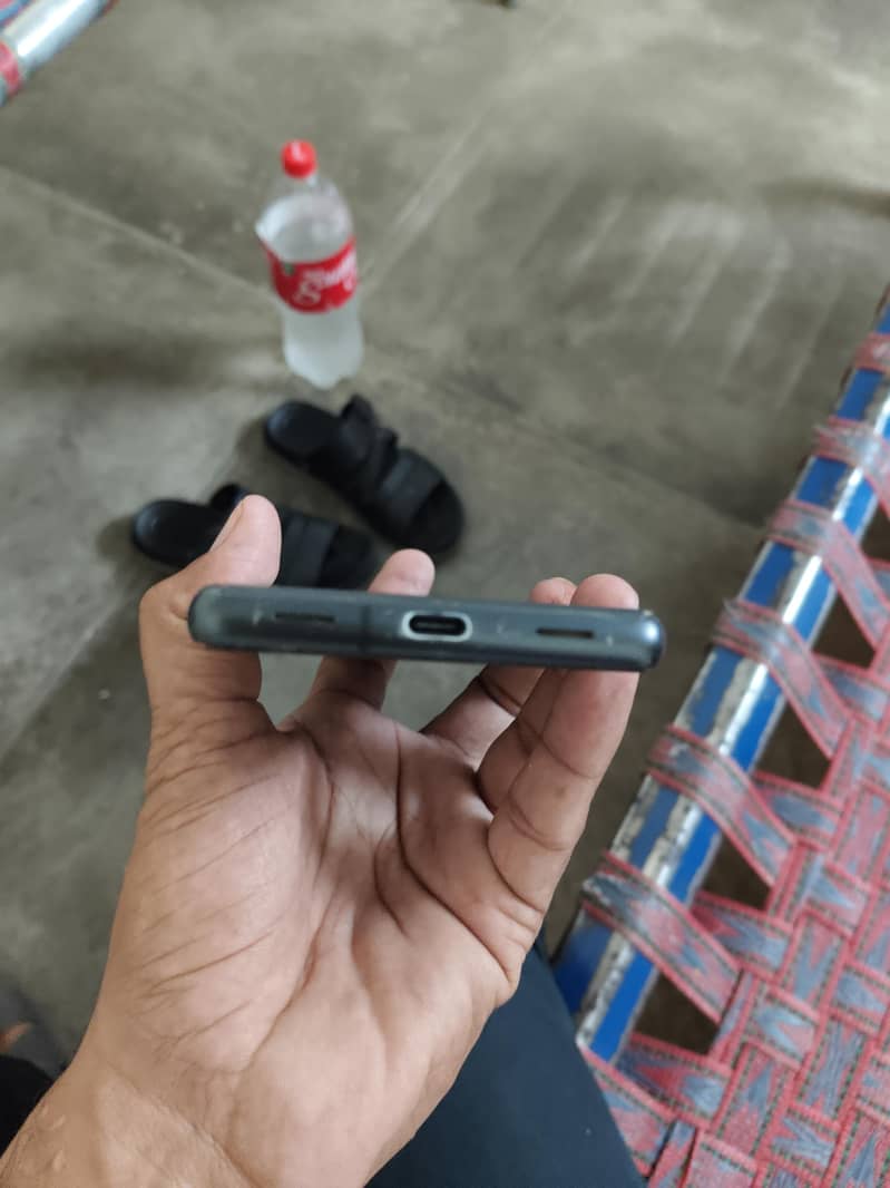 Google Pixel 7a 5