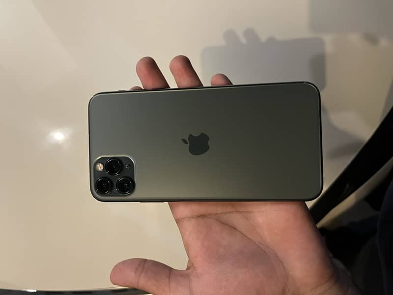 Apple iPhone 11 Pro Max 0