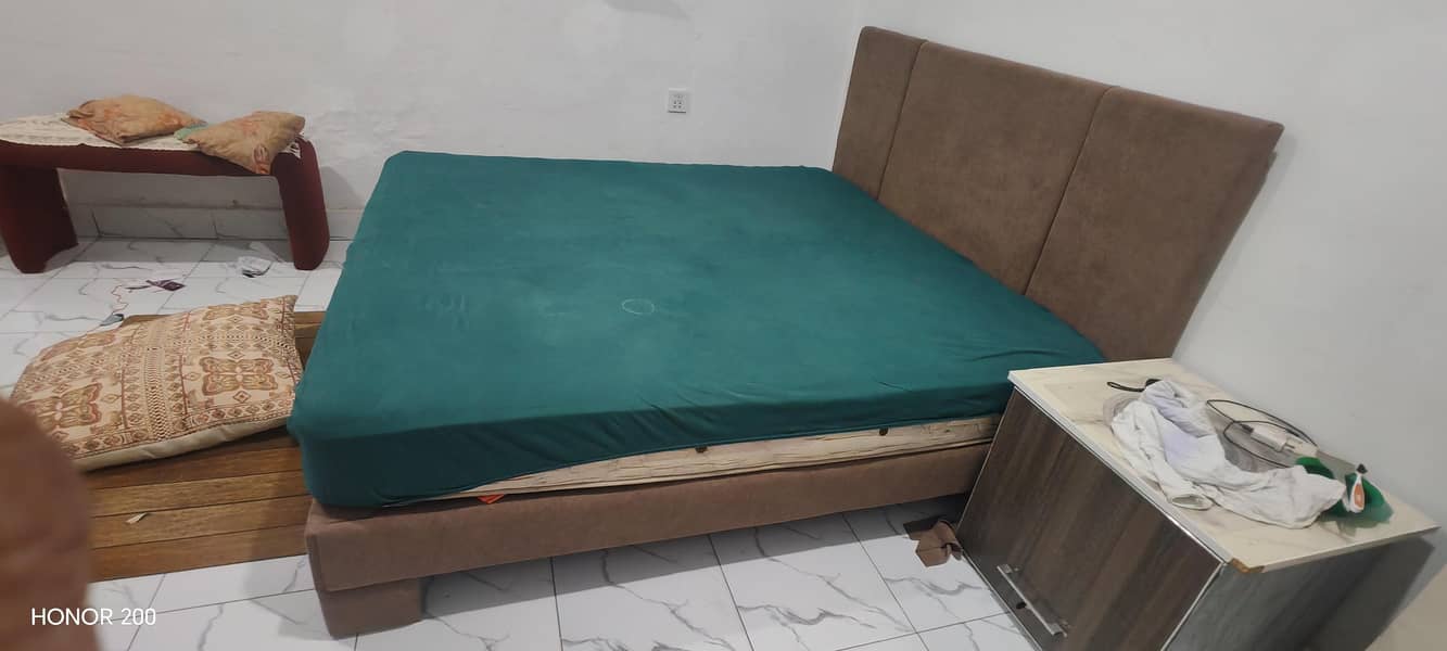 double bed 0