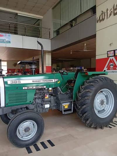 Massey Ferguson 385