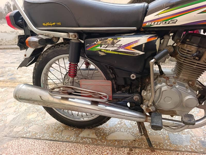 HONDA کالا گھوڑا 1