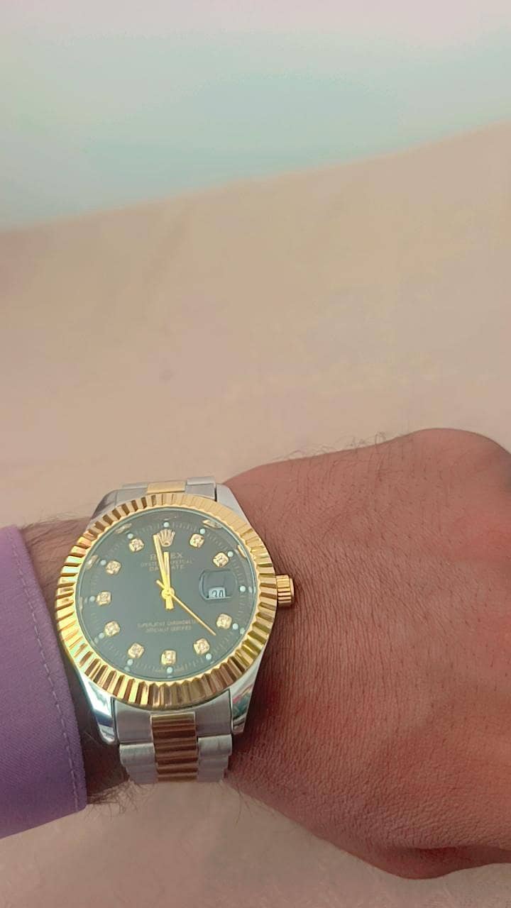 men watch 1