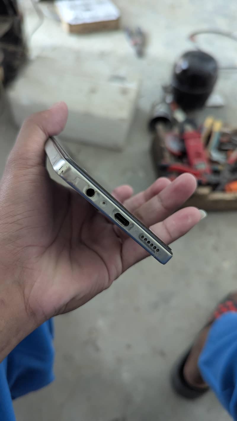 Tecno CAMON 30 2