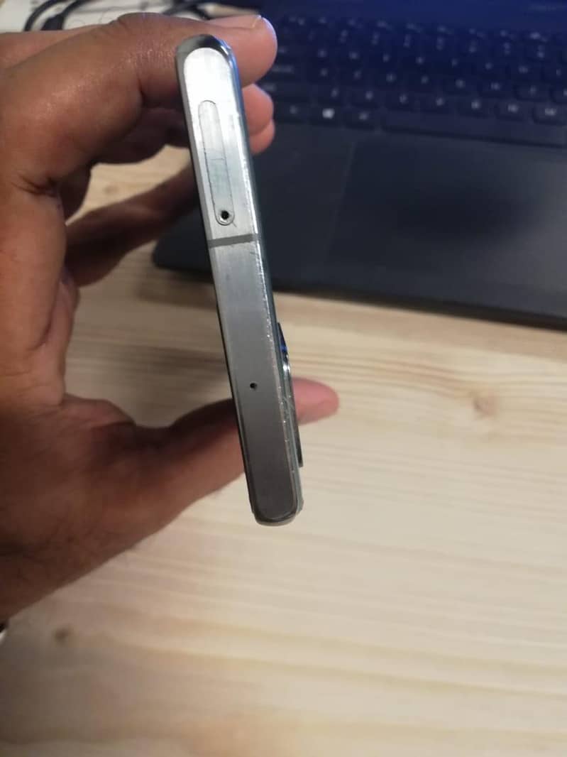Samsung Mobile Note 20 6