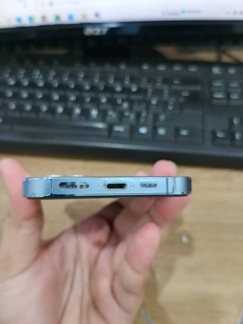 Apple iPhone 13 Pro 2