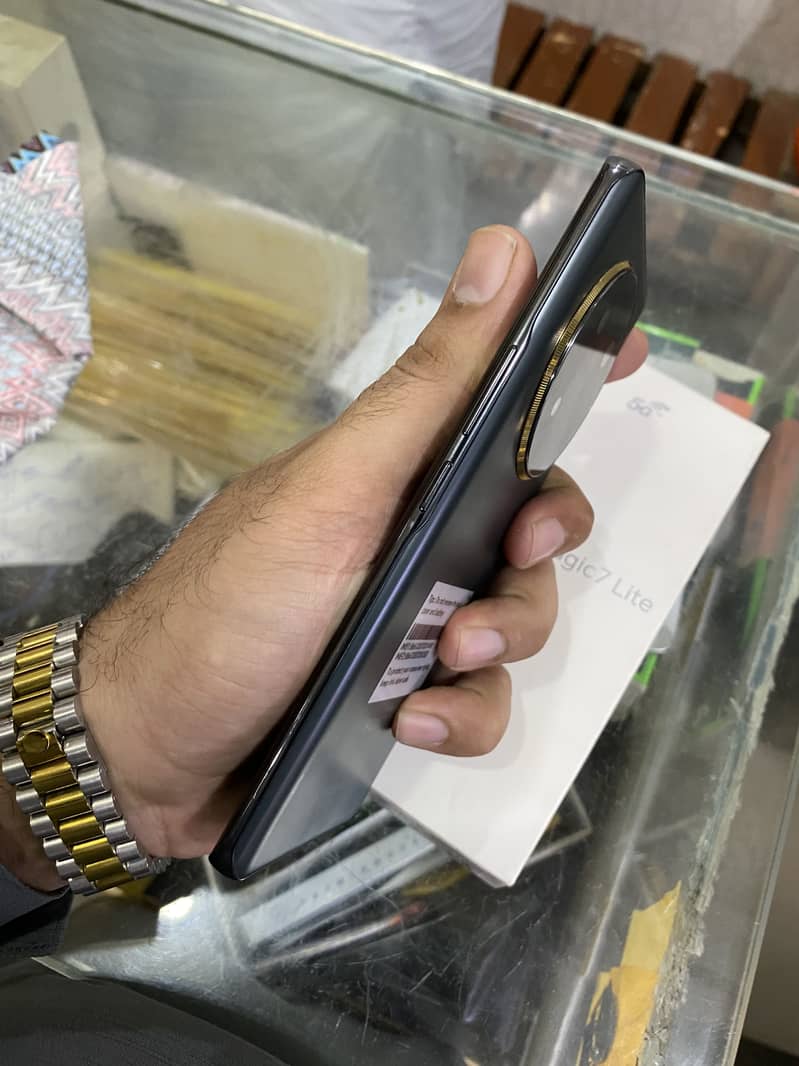 Honor Magic 7 2