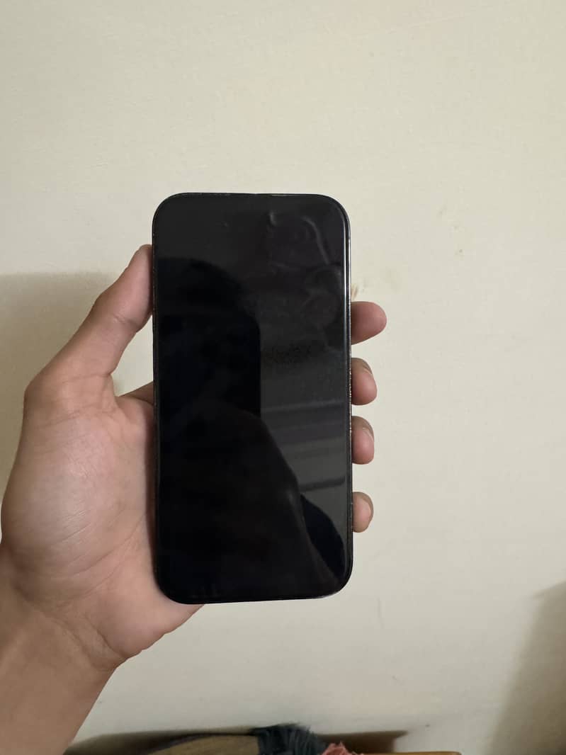 Apple iPhone 14 Pro 2