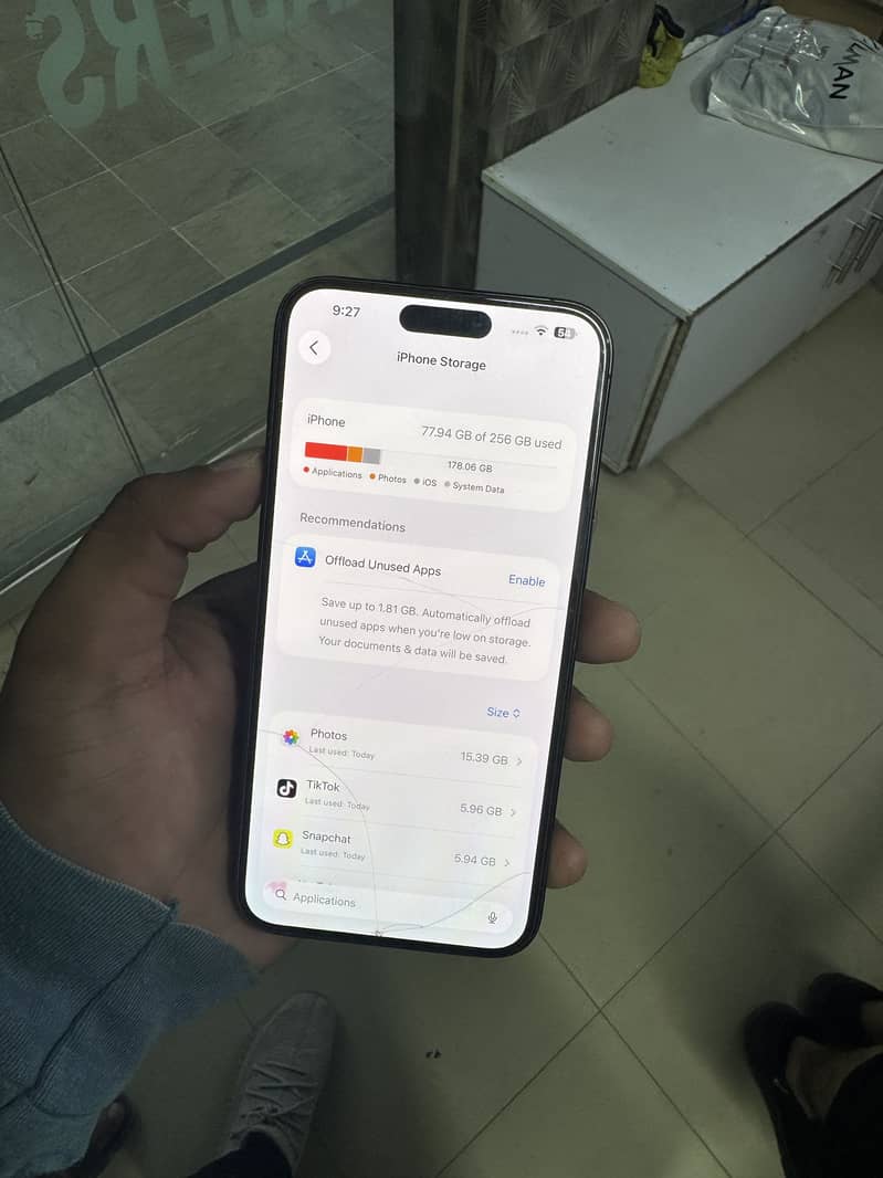 Apple iPhone 15 Pro Max 1