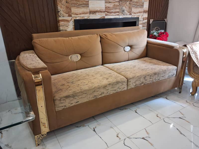good condition sofa set 0