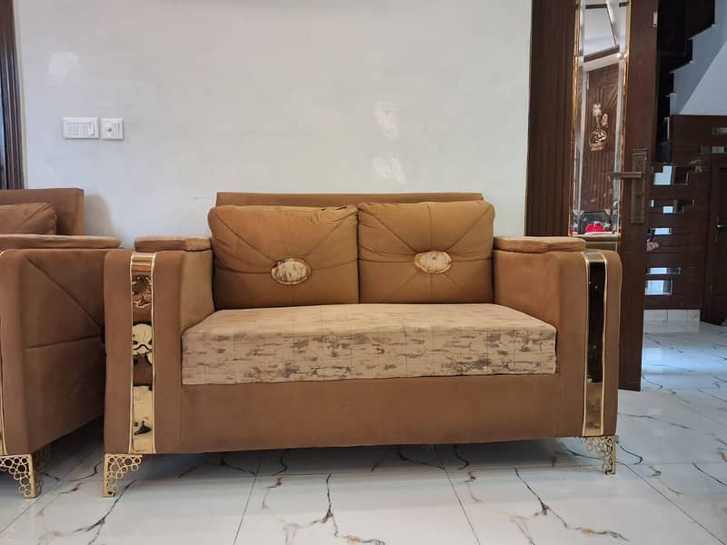 good condition sofa set 3