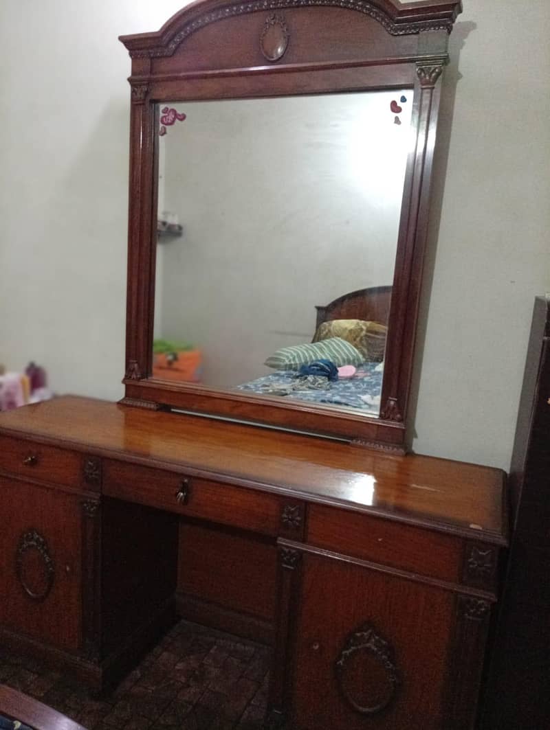 Dressing Table 2