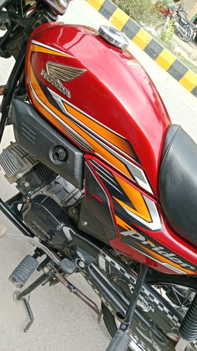 Honda 70 2022 model