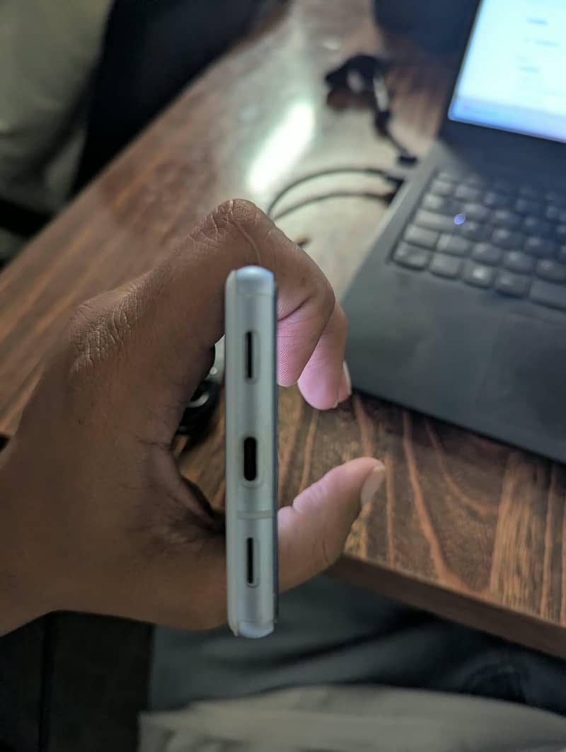 Google Pixel 7a 6