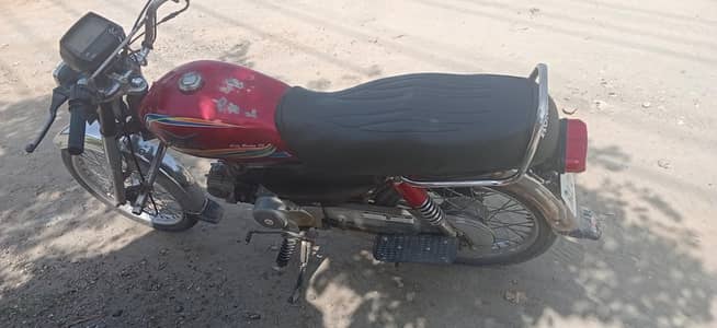 I am selling bike 2019 model . 03015938223