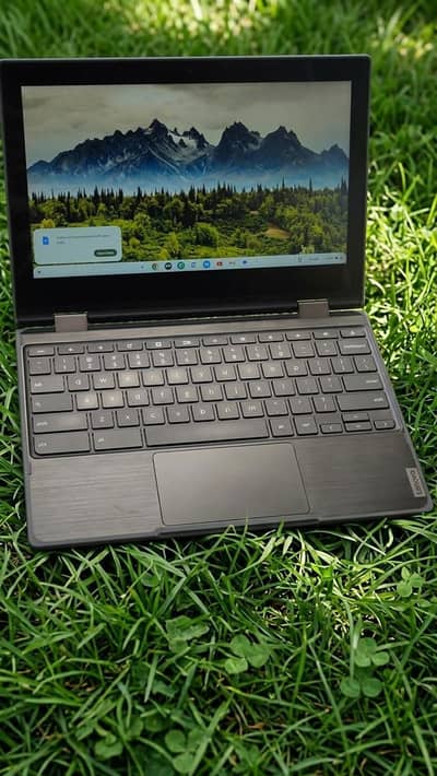 Lenovo 300e Chromebook 2-in-1 | Touchscreen | 4GB/32GB |