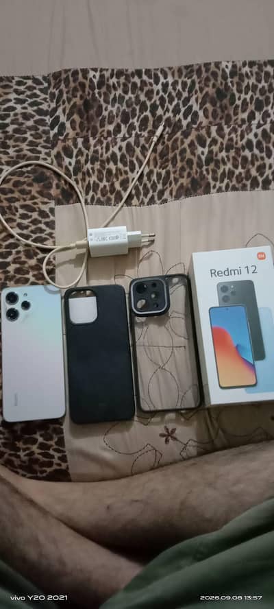 Redmi 12 8/128 hai box change g hai plz no exchange only sale