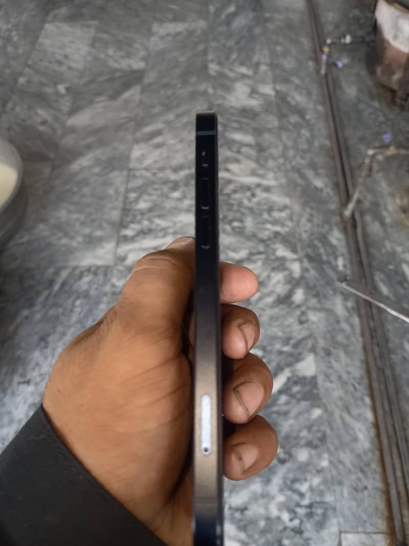 Apple iPhone 12 mdm 2
