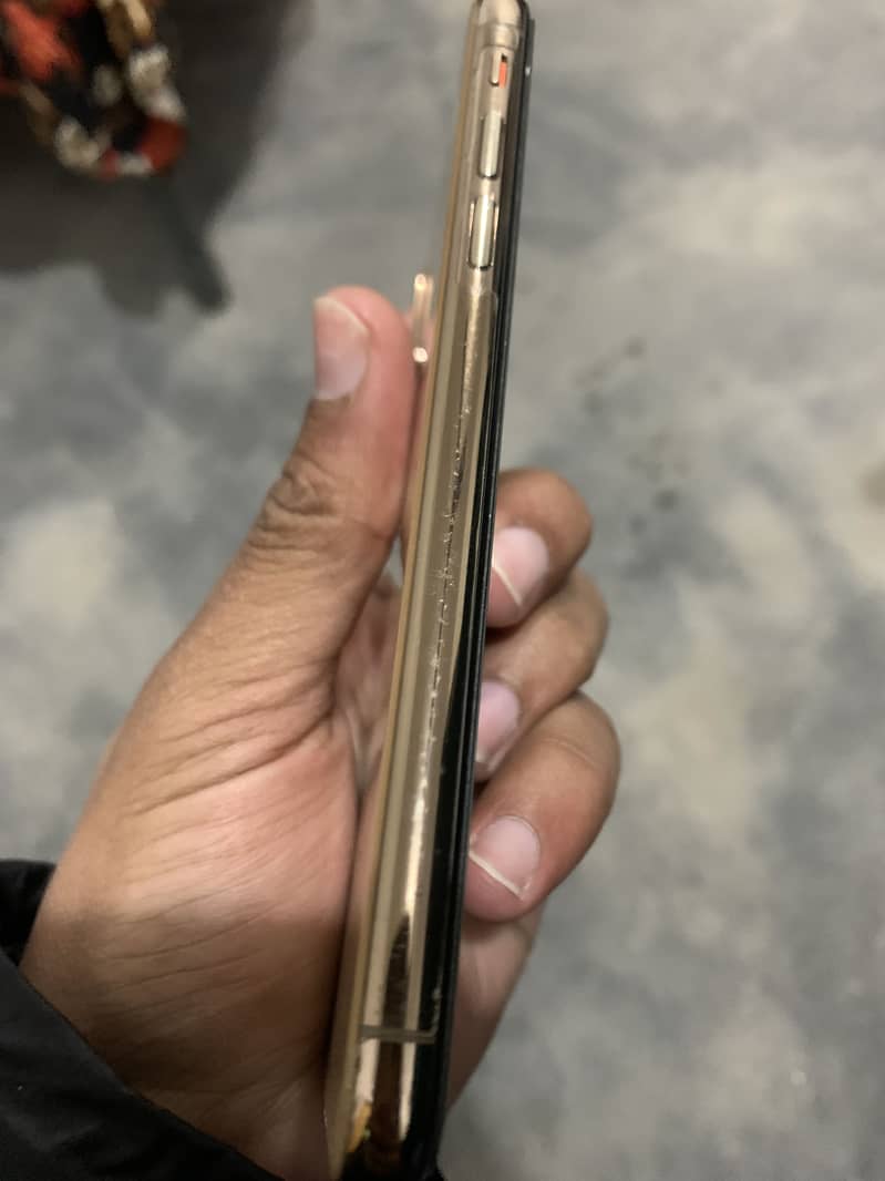 Apple iPhone XS 2