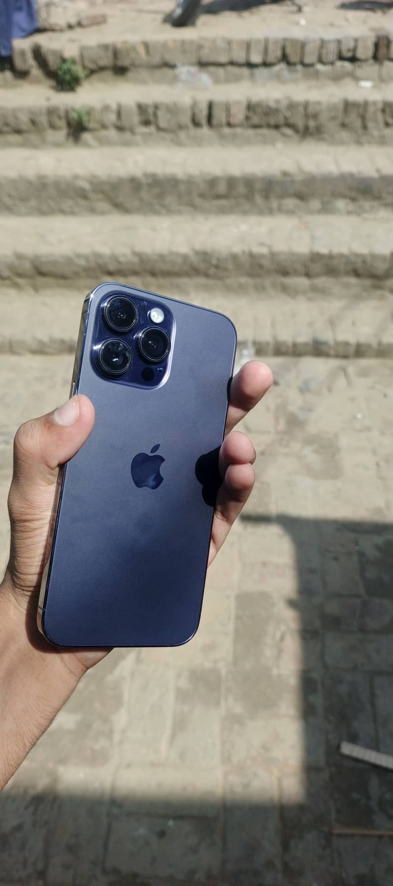 Apple iPhone 14 Pro Max 0