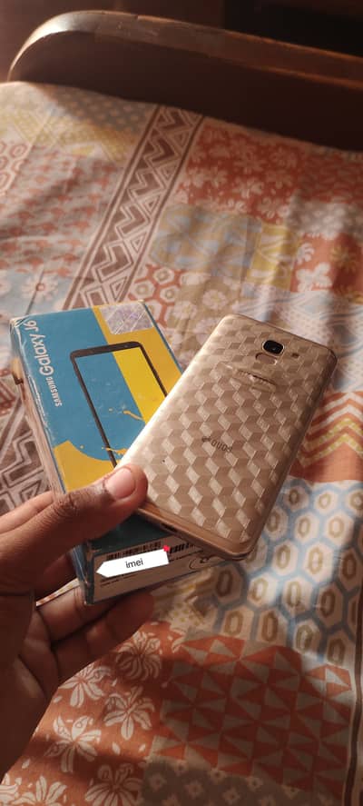 Samsung Galaxy j6 3/32 with Box 