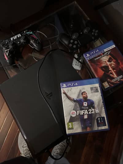 PS 4 slim