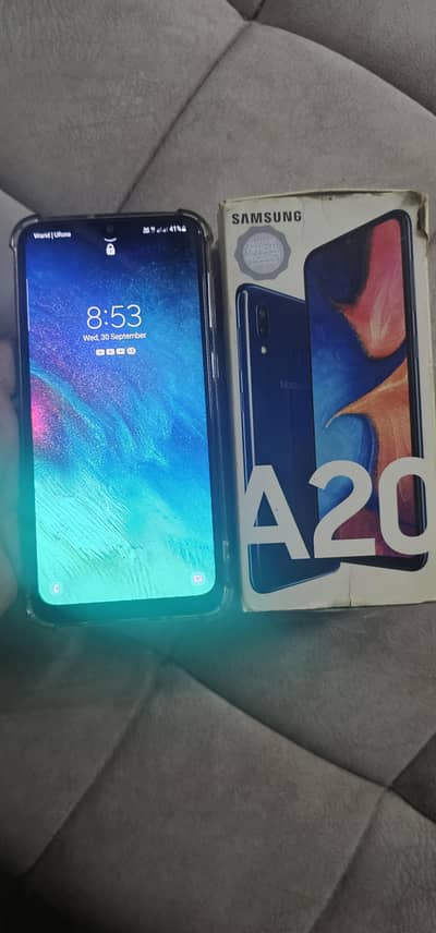 Samsung Mobile A20