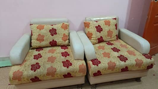 7 Sitter Fancy Sofa Set