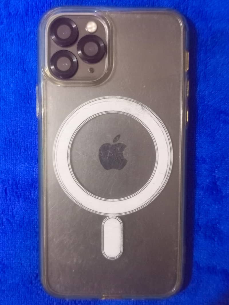 Apple iPhone 11 Pro 2
