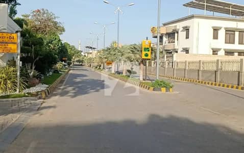 House Of 600 Square Yards In National Stadium Colony For sale