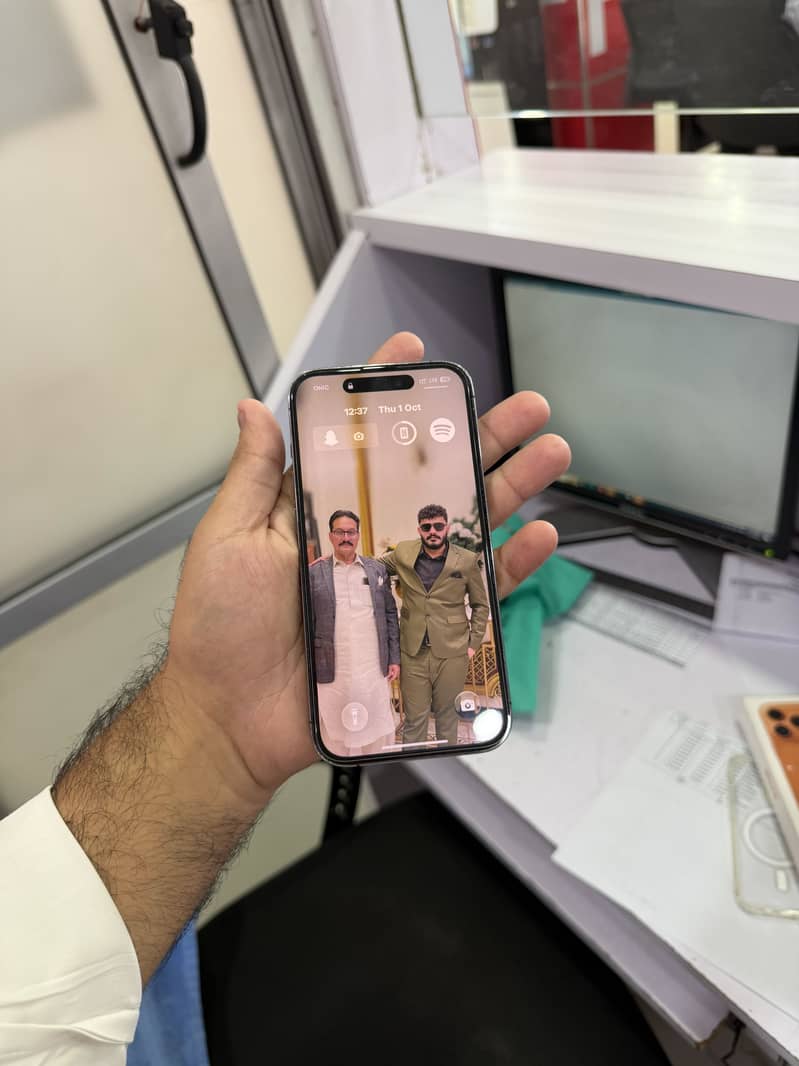 Apple iPhone 14 Pro 0