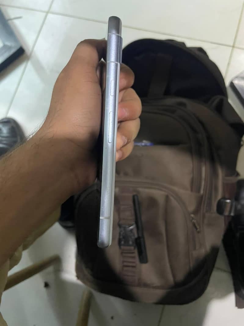 Google Pixel 7a 2
