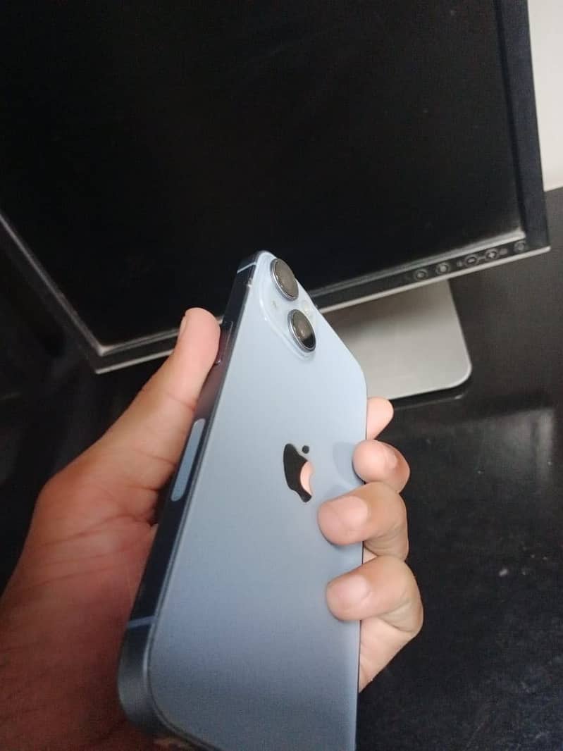 Apple iPhone 14 0