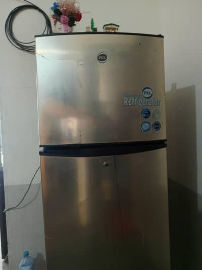 pel refrigerator for sale in good condition