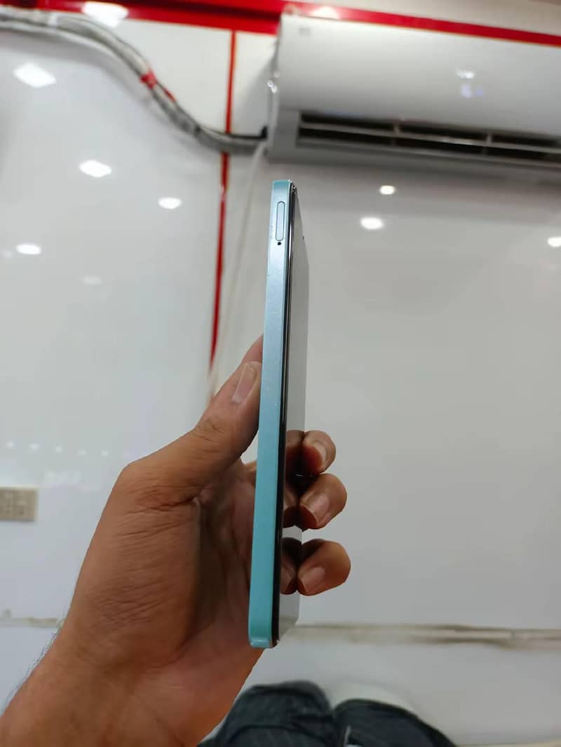 Realme C51 3