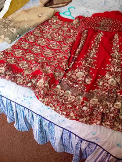 sell  in this dress
