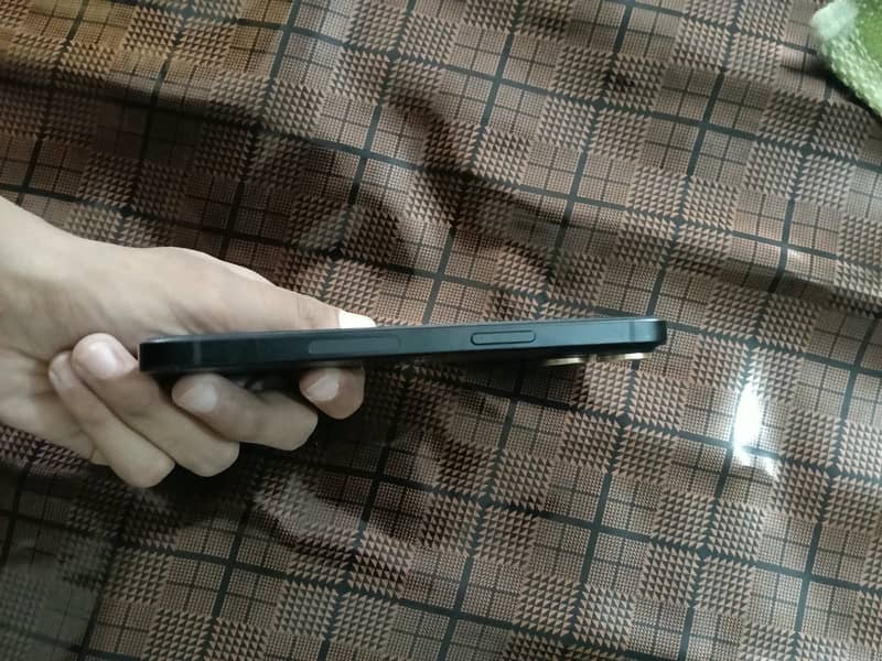 Apple iPhone 15 1