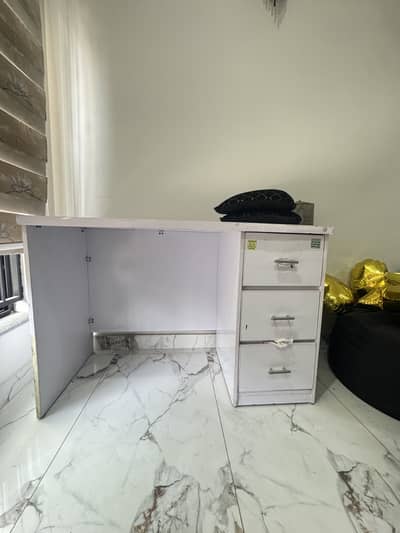 White study table with Black chair, Home decor, Home furniture