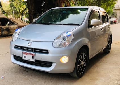 Toyota Passo Hana 2011