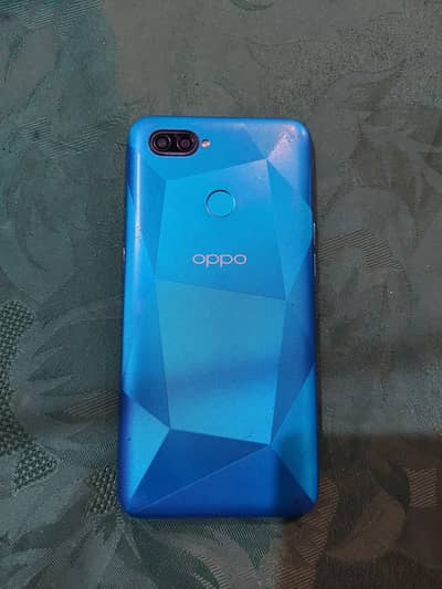 OPPO A12