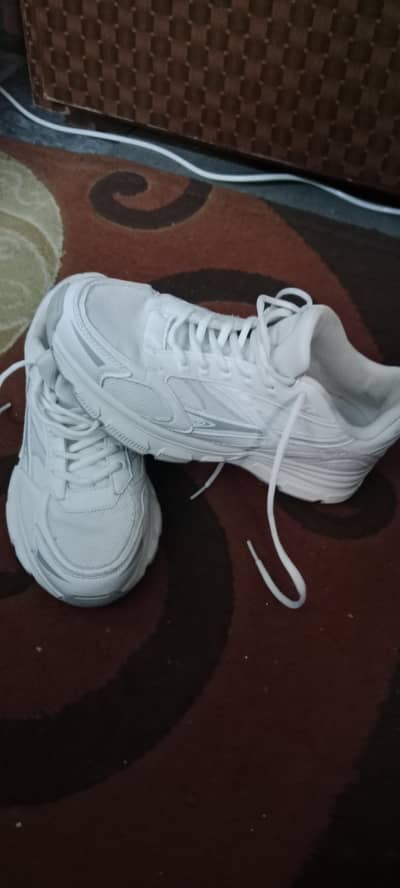 shoes white 44 size