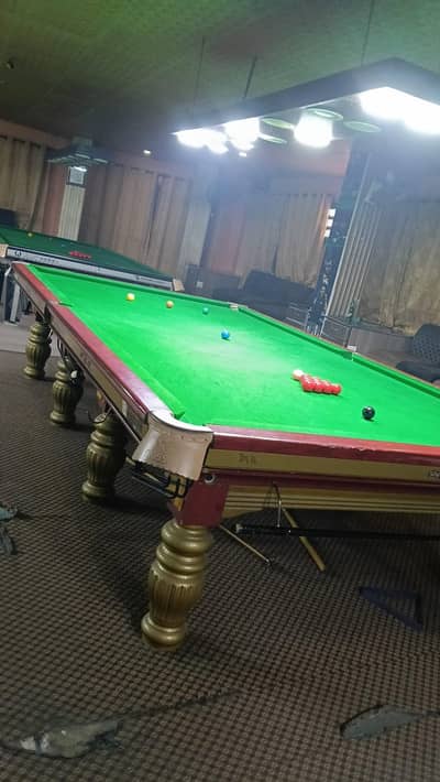 snooker table