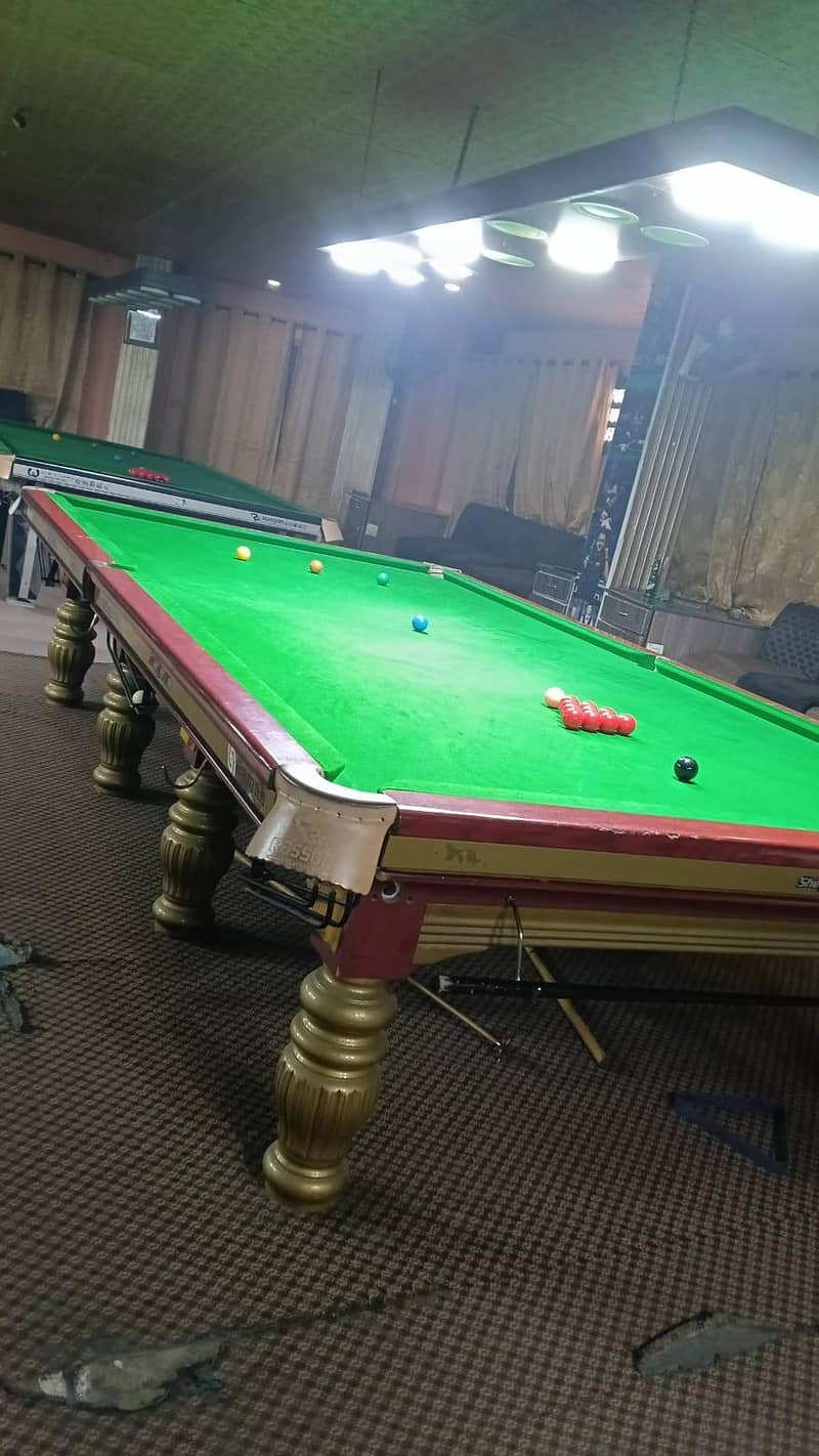 snooker table 0