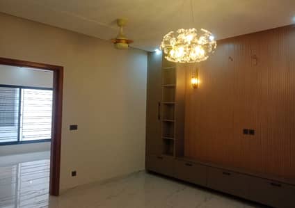 House In F-10/4 For Sale