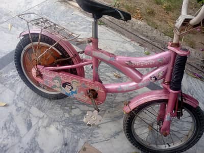 Girls bicycle  16 inch for sale o3o47o71759
