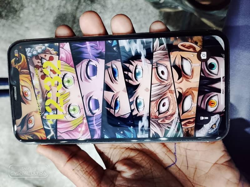 Apple iPhone XS 1