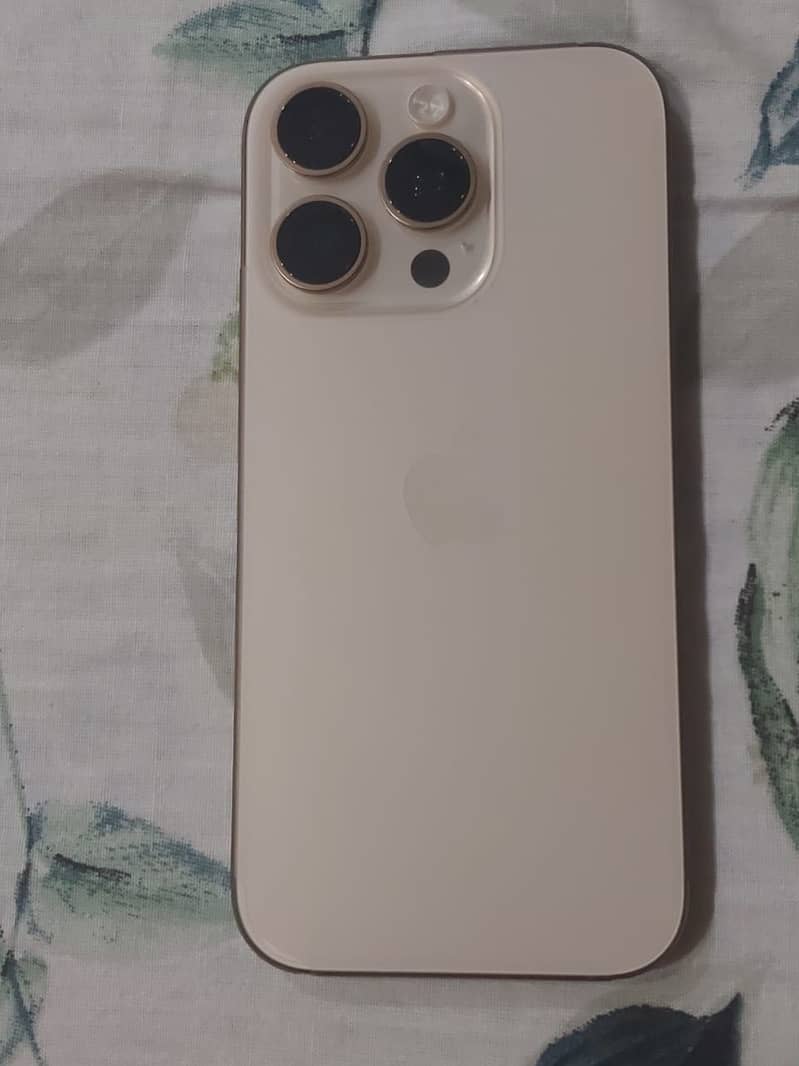 Iphone 16 pro jv 4
