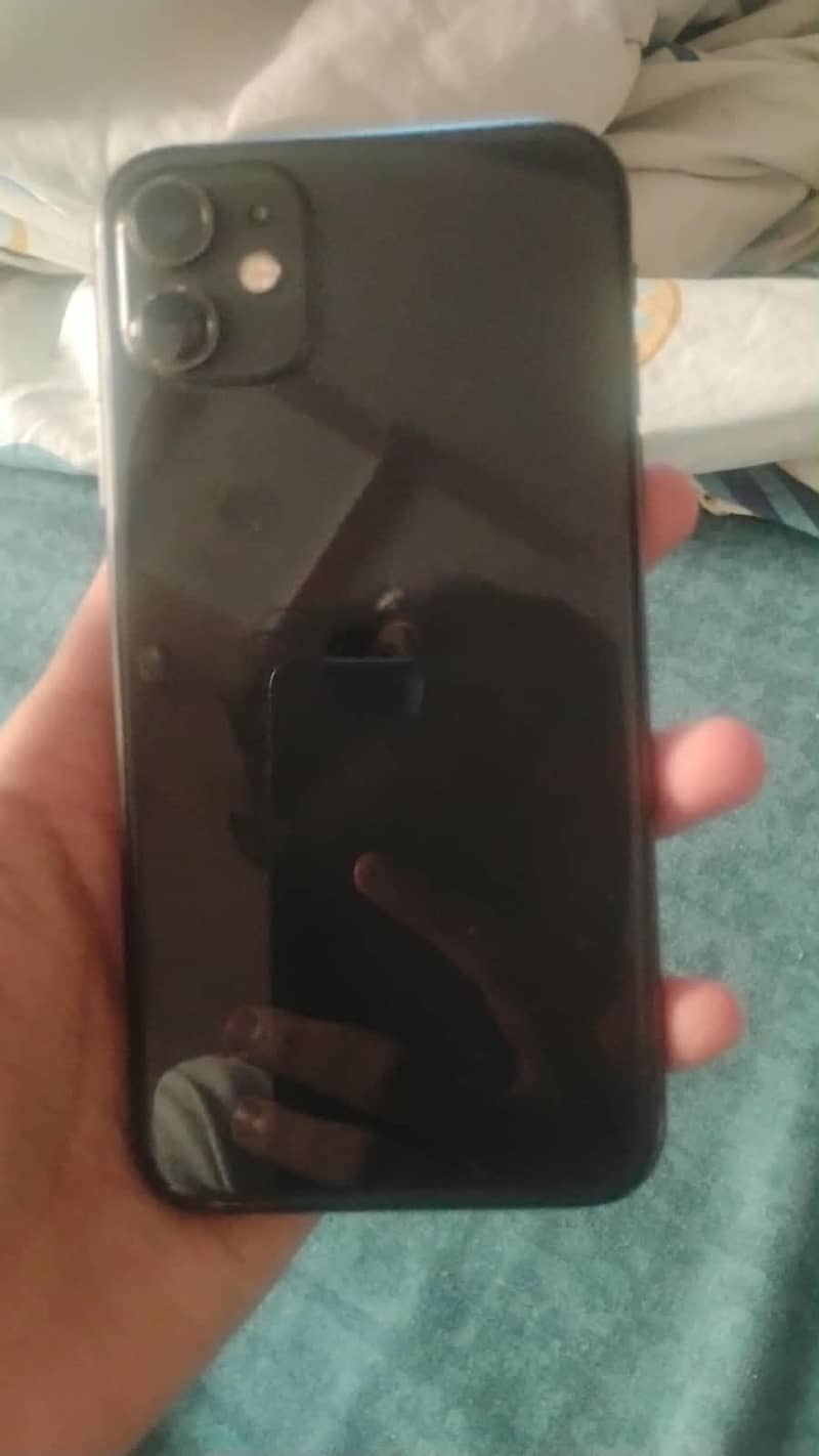 Apple iPhone 11 4