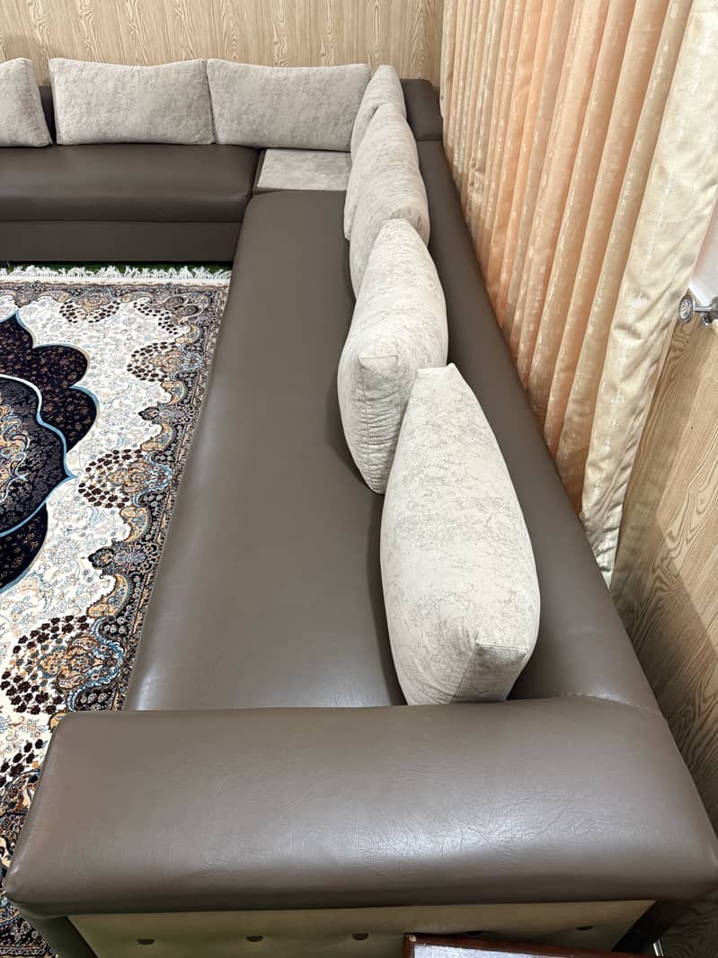 L shaped Sofa 3
